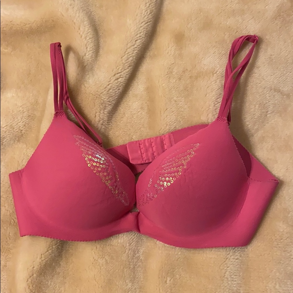 Pink VS bra